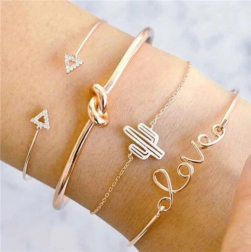 love for design bracelet - A set that contain 4 bracelets