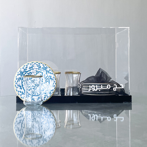 Blue Istikanat - An acrylic box that contains 6 tea cups with 6 plates.