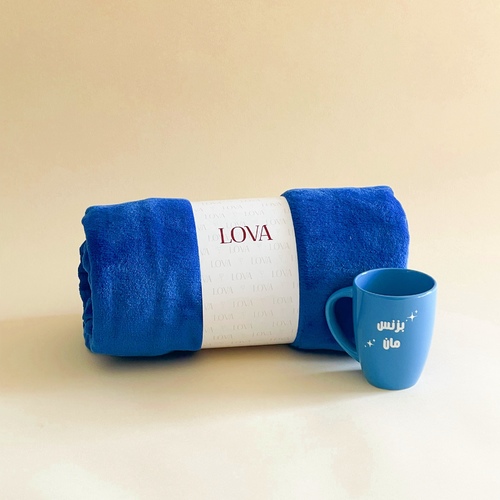 Businessman - An ideal set featuring a luxurious blanket, a stylish mug, designed to bring comfort and warmth to every moment.