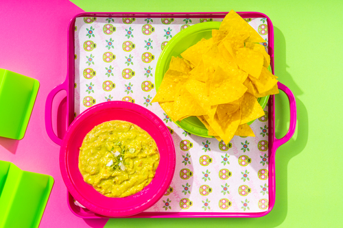 Dip Me with Guacamole 🥑 - Crunchy Nachos with a Bowl of our Delicious Guacamole