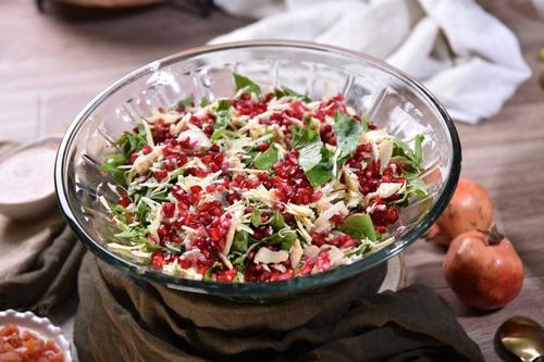 Watercress with pomegranate