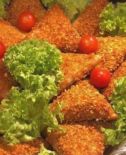 Sambosa Falafel with labna and breadcrumbs - سمبوسه الفلافل باللبنه مه تغليفة البقسماط