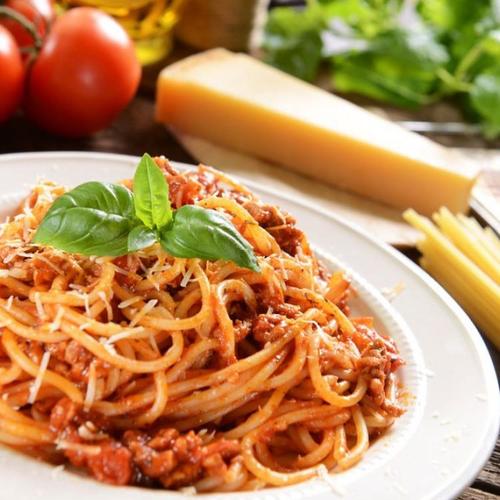 Spaghetti with minced meat - الاسباجتي باللحم المفروم