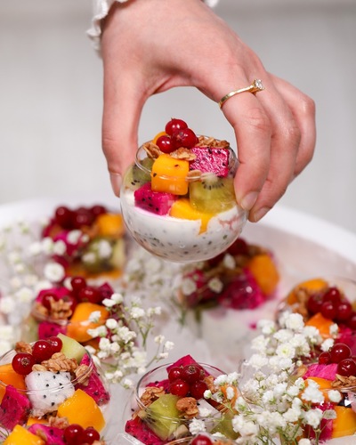 سلطة فواكه بالزهر 6 كاسة