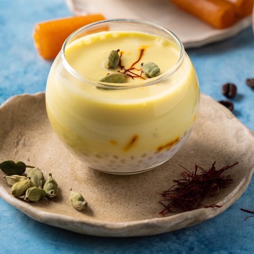 بودينغ الساغو بالهيل و الزعفران
