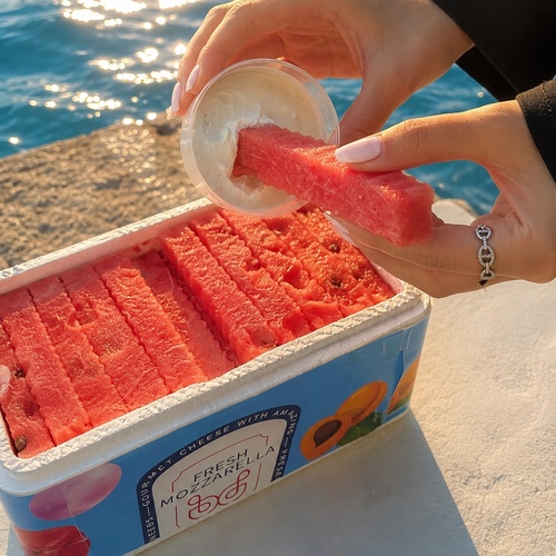 Melon Fries with Dips  ( 3 layers )