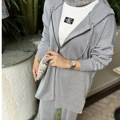 Creamy  Suit