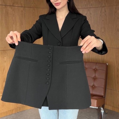 Two pieces Fitted black Blazer
