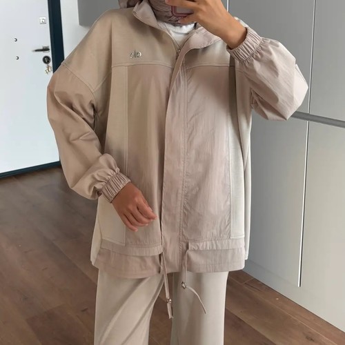 Alo Beige Set
