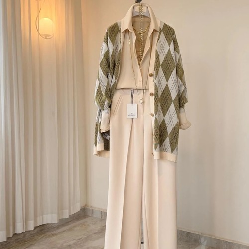 Royal Ivory Cardigan