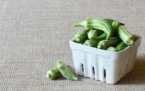 Saudi green okra (weight 1 kg)